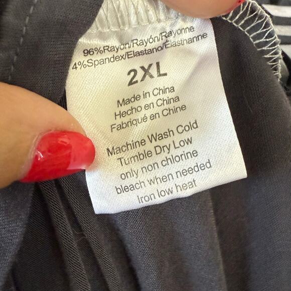 The Beatles size 2X gray, dark gray shark bite hem classic v neck tee soft 4145 - Picture 7 of 8